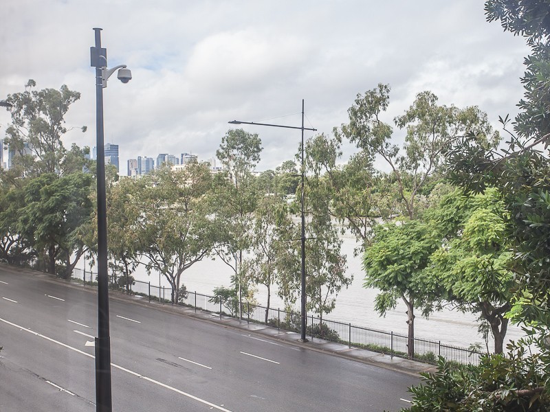 204/435 Coronation Drive, Auchenflower QLD 4066