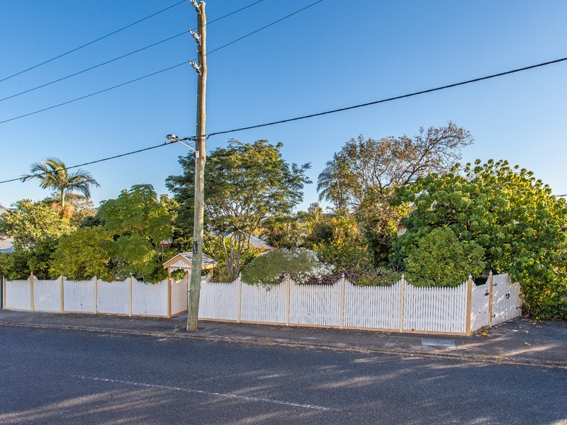 22 Murrell Street, Newmarket QLD 4051