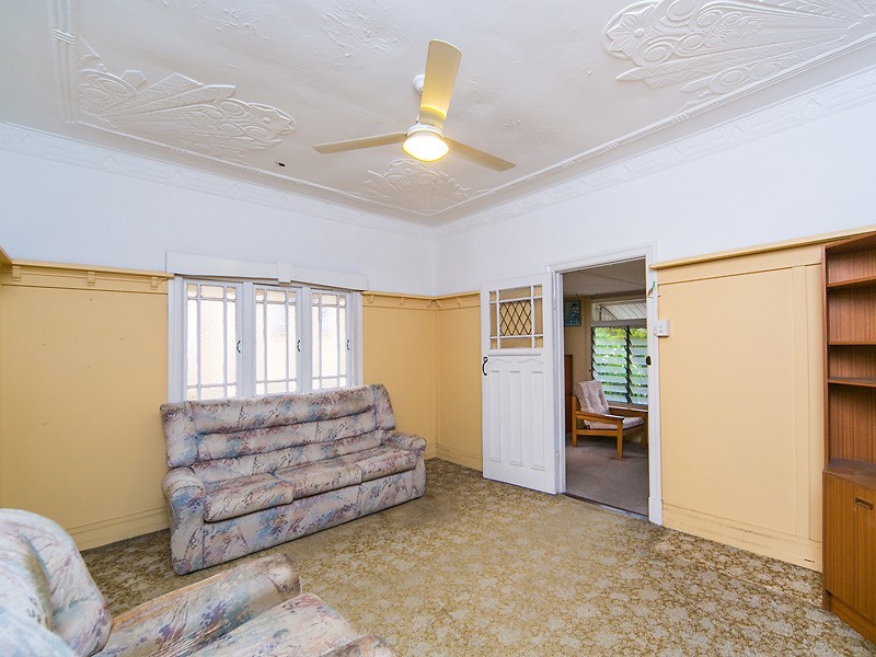 207 Boundary Road, Bardon QLD 4065