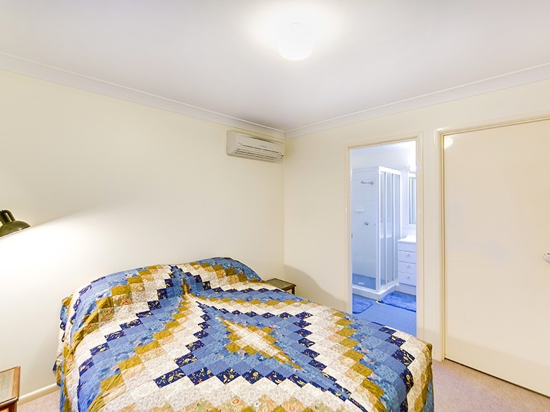 47 Ormond Road, Oxley QLD 4075