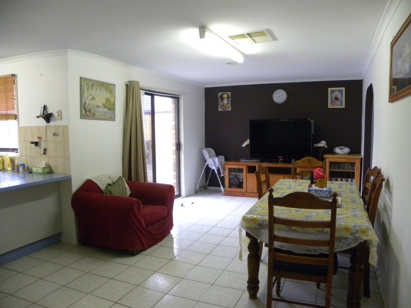 10 Kingfisher Court, Kings Park VIC 3021