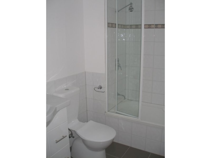 2/11 Kent Street, Braybrook VIC 3019