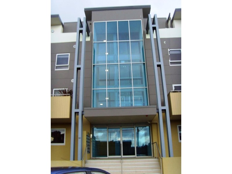 9/947 Mt Alexander Road, Essendon VIC 3040