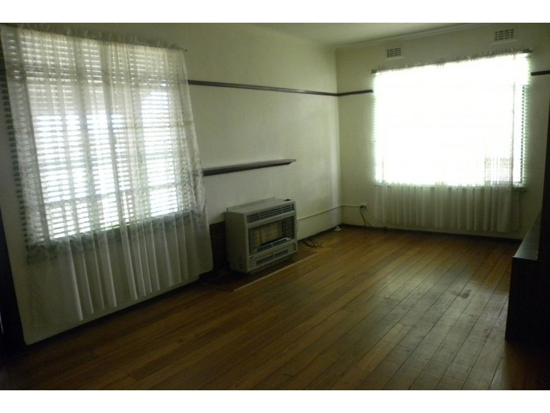 3 Churchill Avenue, Maidstone VIC 3012