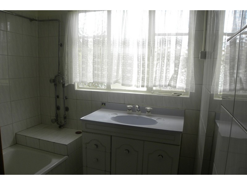 3 Churchill Avenue, Maidstone VIC 3012