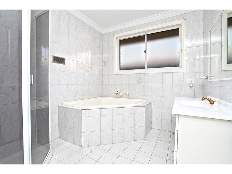 20 Hutzul Court, Delahey VIC 3037