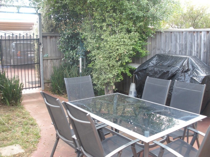 5/134 Ballarat Road, Maidstone VIC 3012