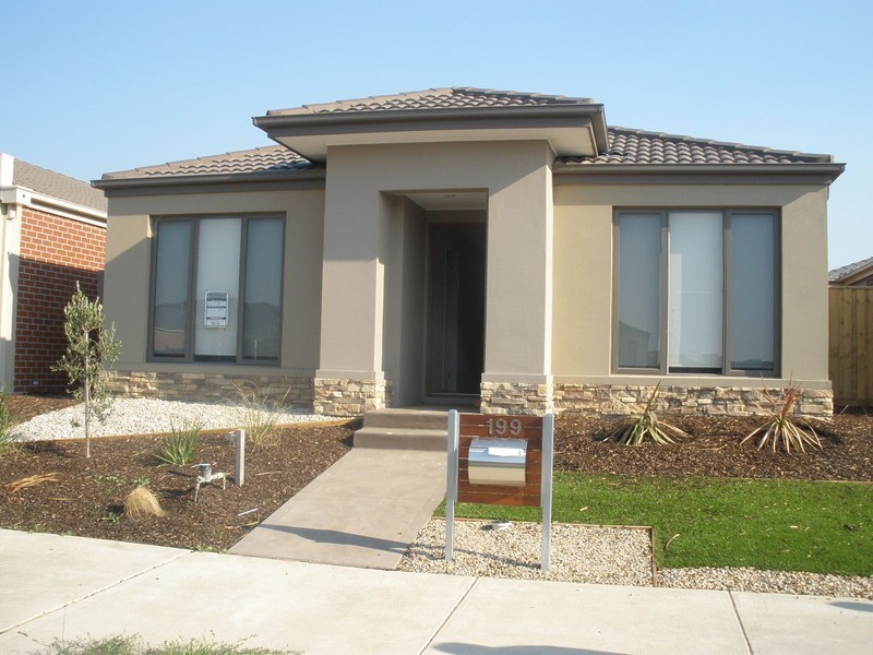 199 Saltwater Promenade, Sanctuary Lakes VIC 3030