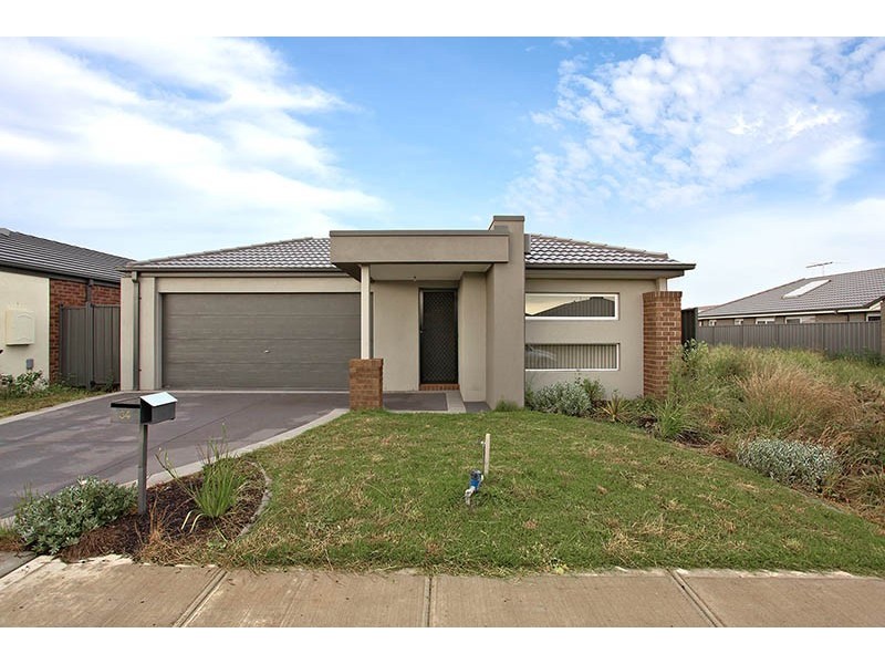 34 Jonah Parade, Deer Park VIC 3023