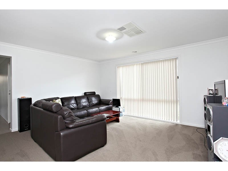 34 Jonah Parade, Deer Park VIC 3023