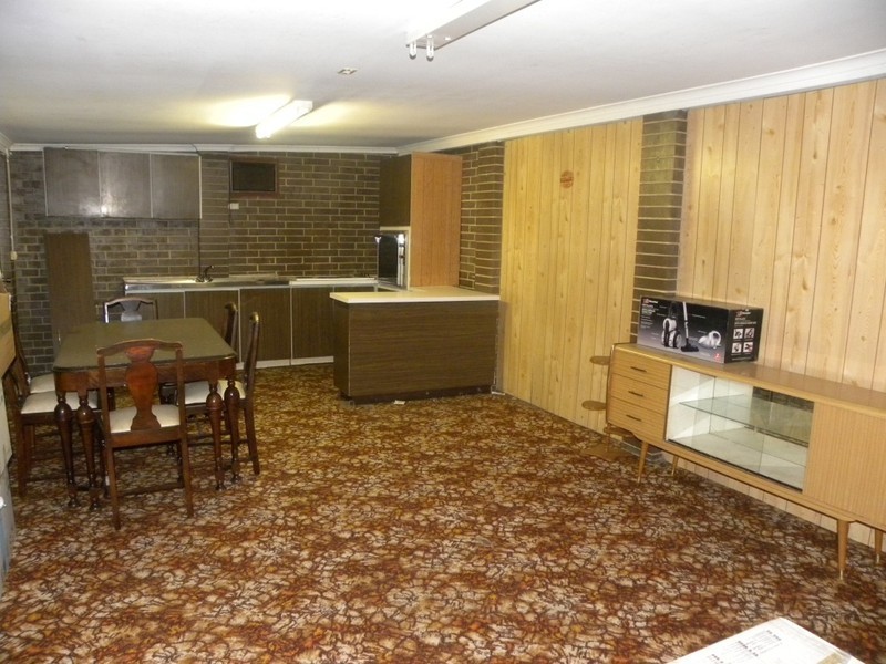 10 Walnut Close, Kings Park VIC 3021