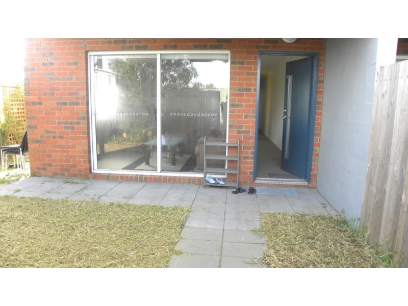 10/11 Kent Street, Braybrook VIC 3019