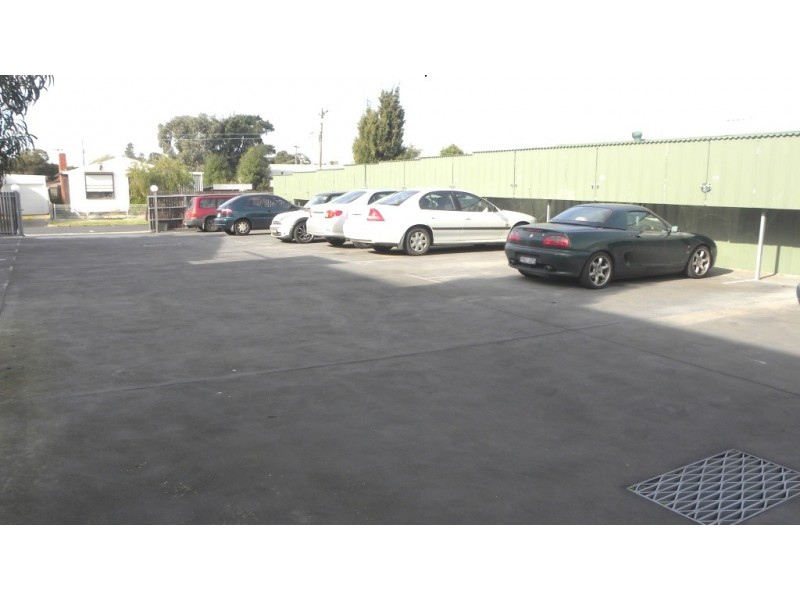 10/11 Kent Street, Braybrook VIC 3019