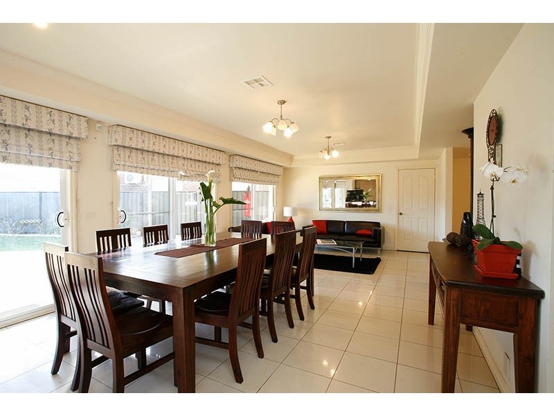 1 Pendragon Crescent, Derrimut VIC 3030