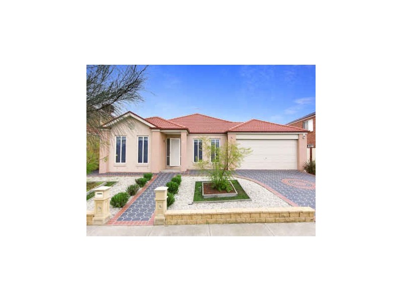 17 Kimberley Road, Cairnlea VIC 3023