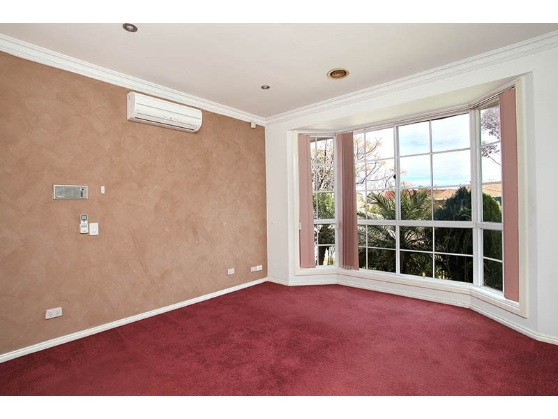 20 Hutzul Court, Delahey VIC 3037