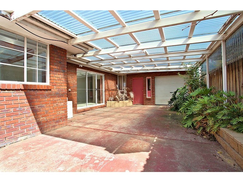 20 Hutzul Court, Delahey VIC 3037