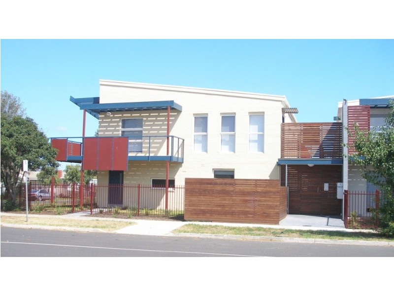 10/11 Kent Street, Braybrook VIC 3019