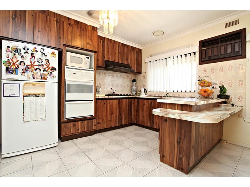 93 Taylors Road, St Albans VIC 3021