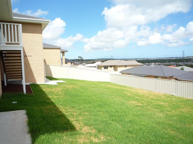 19 Woodbridge Drive, Cameron Park NSW 2285