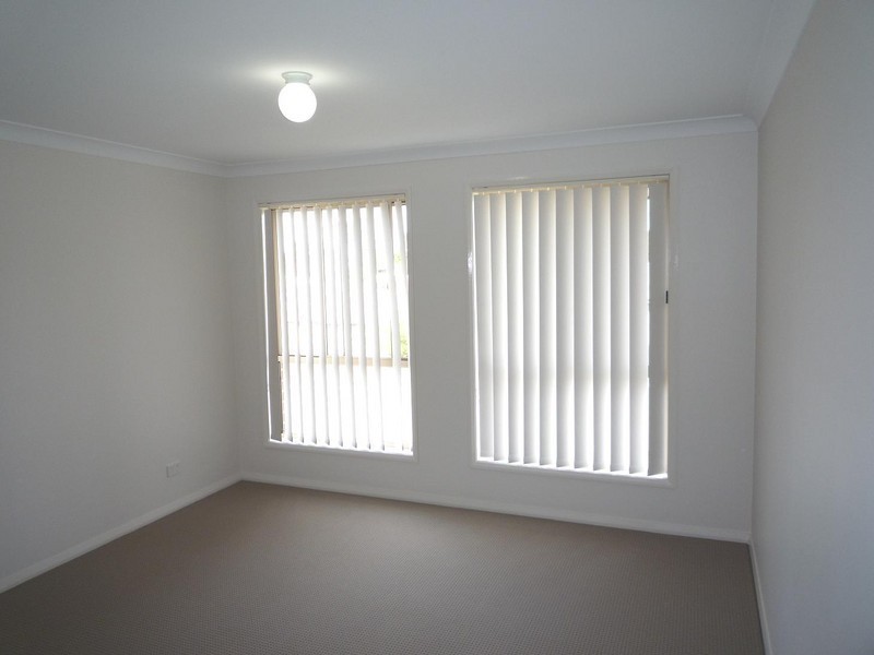 40 Pumphouse Crescent, Rutherford NSW 2320