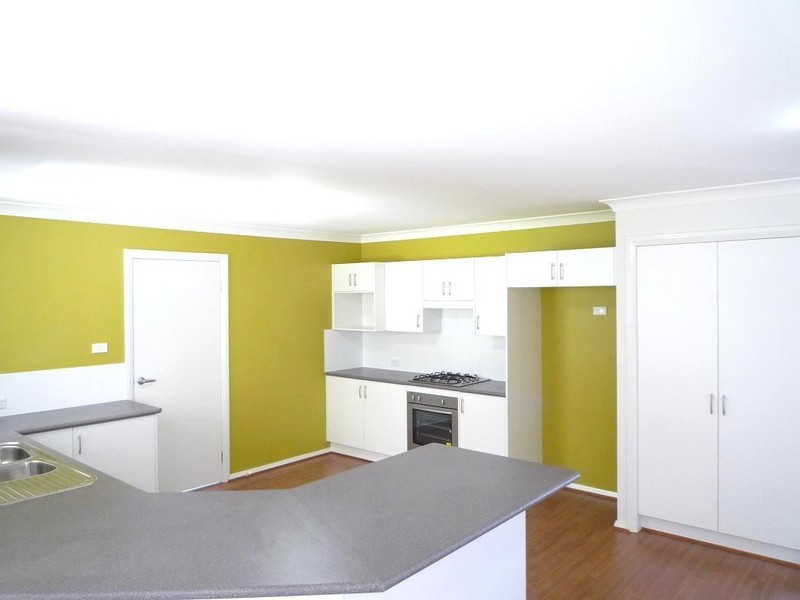 47 Billabong Drive, Cameron Park NSW 2285