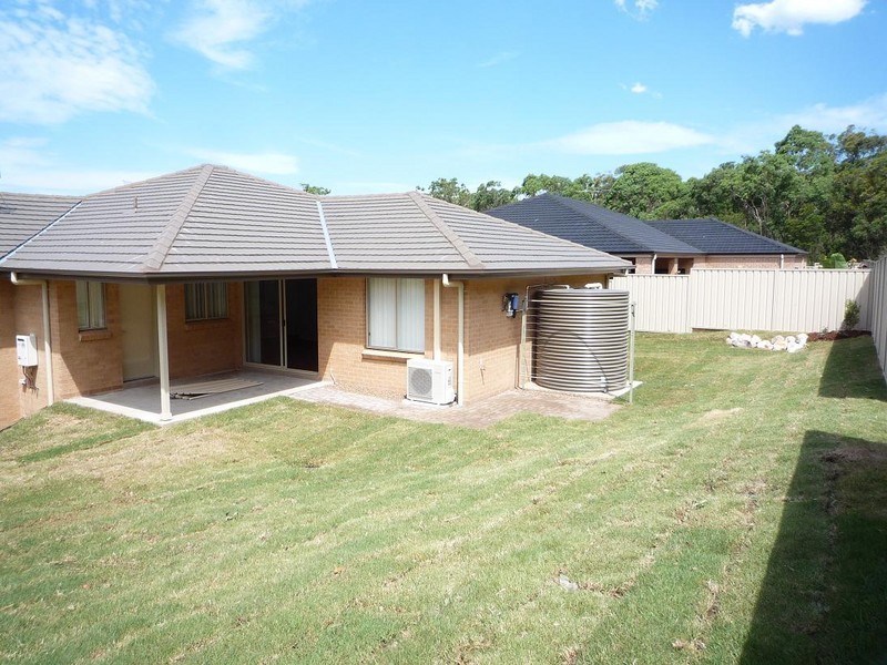 47 Billabong Drive, Cameron Park NSW 2285