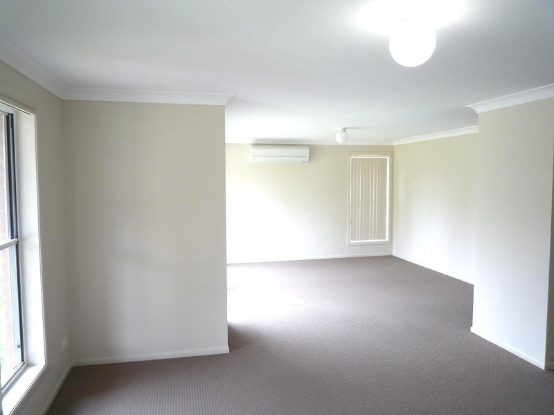 1/6 McCubbin Close, Metford NSW 2323