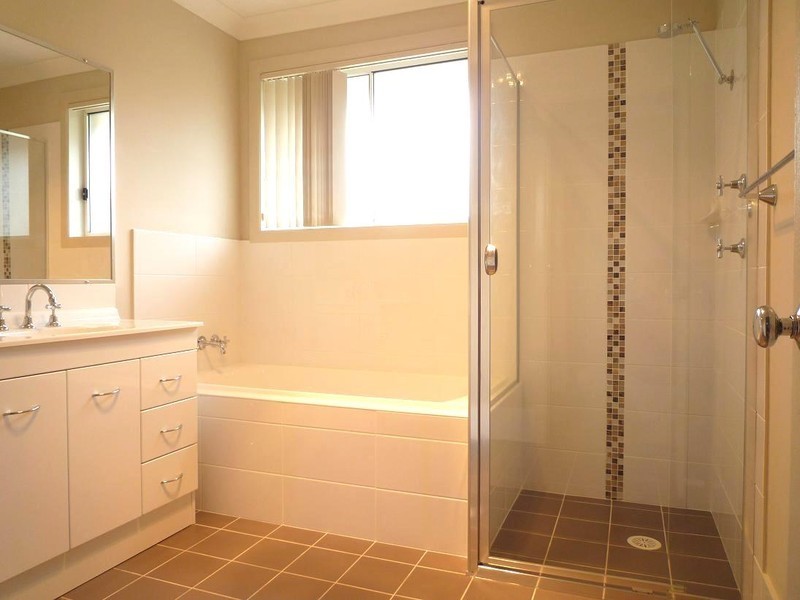 1/6 McCubbin Close, Metford NSW 2323