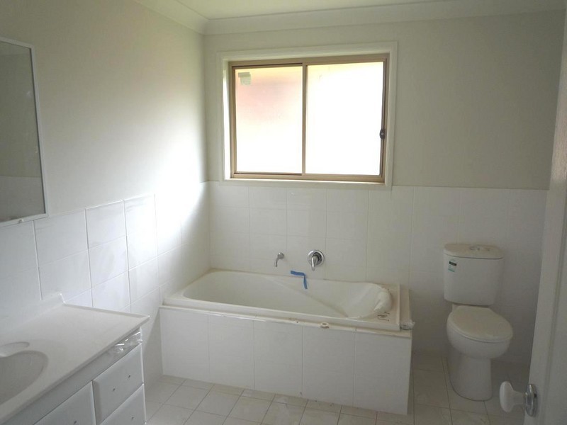 27B Hawkins Street, Rutherford NSW 2320