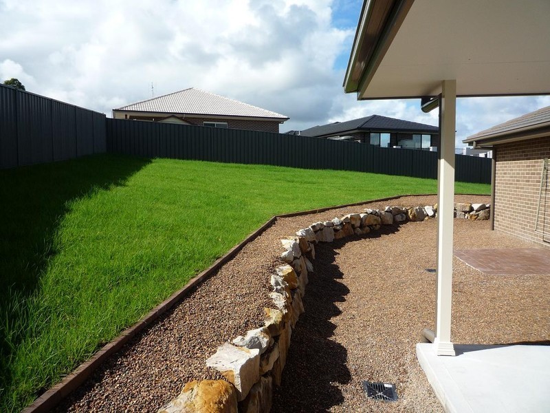 6 Nicholas Close, Cameron Park NSW 2285