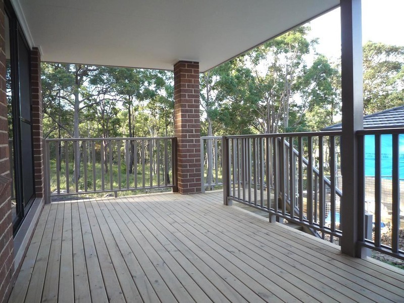 6 Graysynd Circuit, Cameron Park NSW 2285