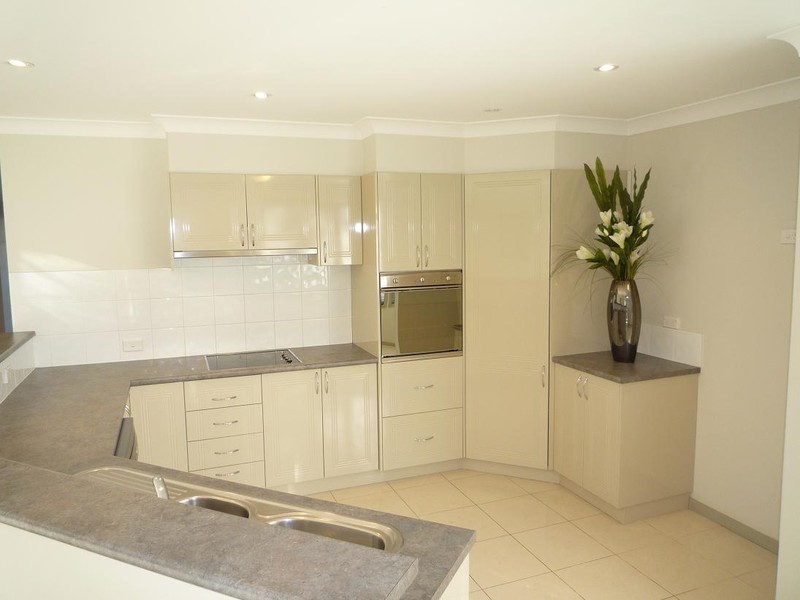 9 Barrington Grove, Thornton NSW 2322