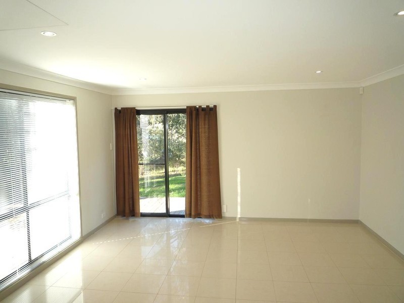 9 Barrington Grove, Thornton NSW 2322