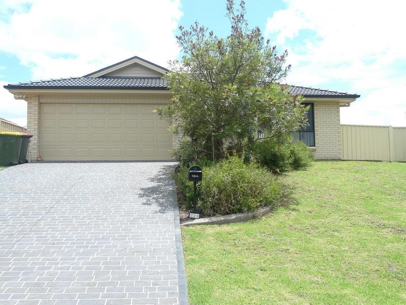 228 Denton Park Drive, Aberglasslyn NSW 2320