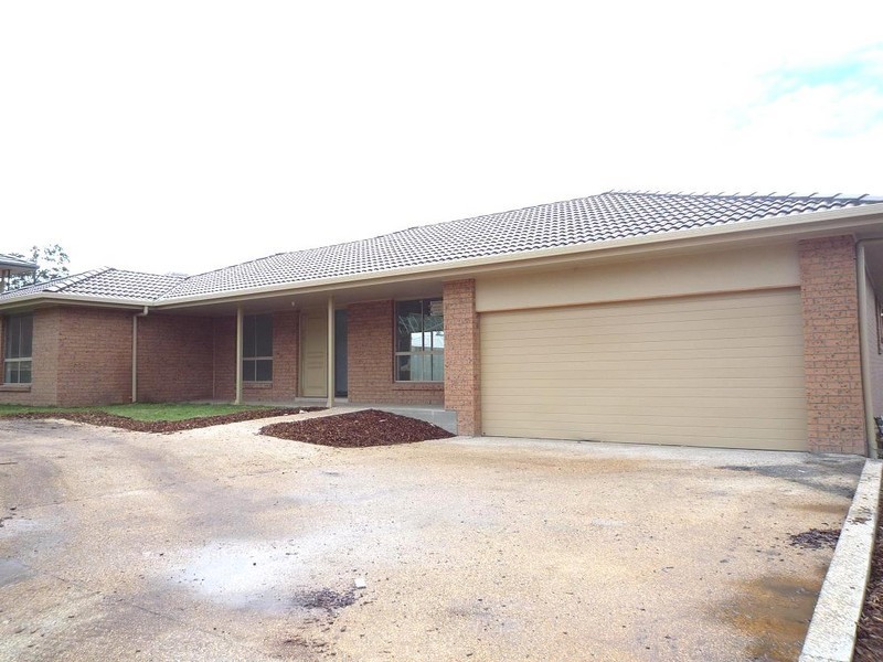 27B Hawkins Street, Rutherford NSW 2320