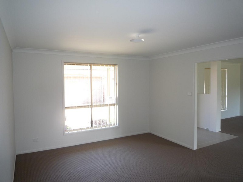 27B Hawkins Street, Rutherford NSW 2320