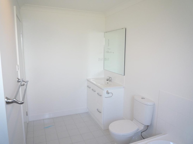 6 Nicholas Close, Cameron Park NSW 2285