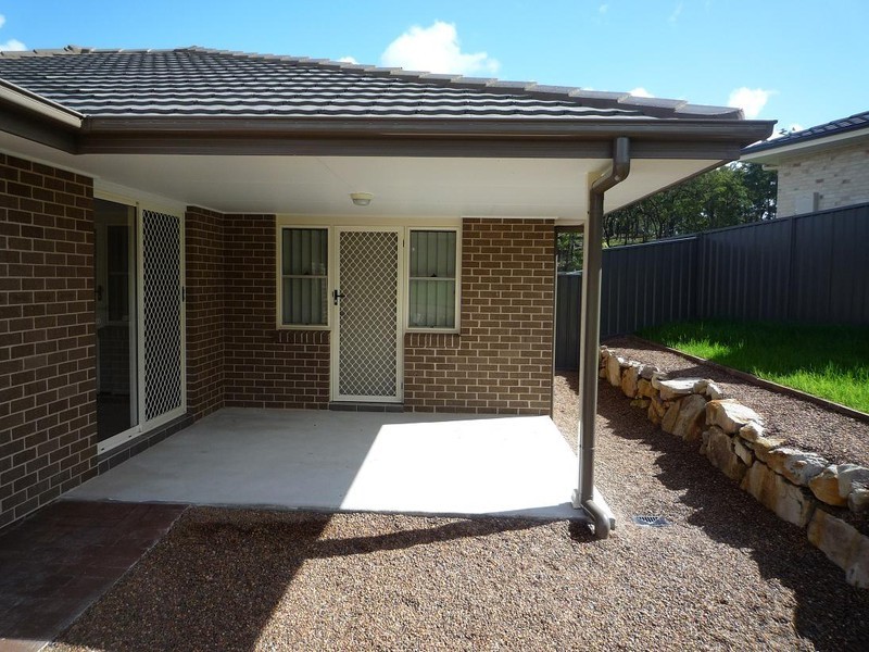 6 Nicholas Close, Cameron Park NSW 2285