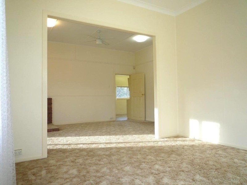 11 Greta Street, Telarah NSW 2320