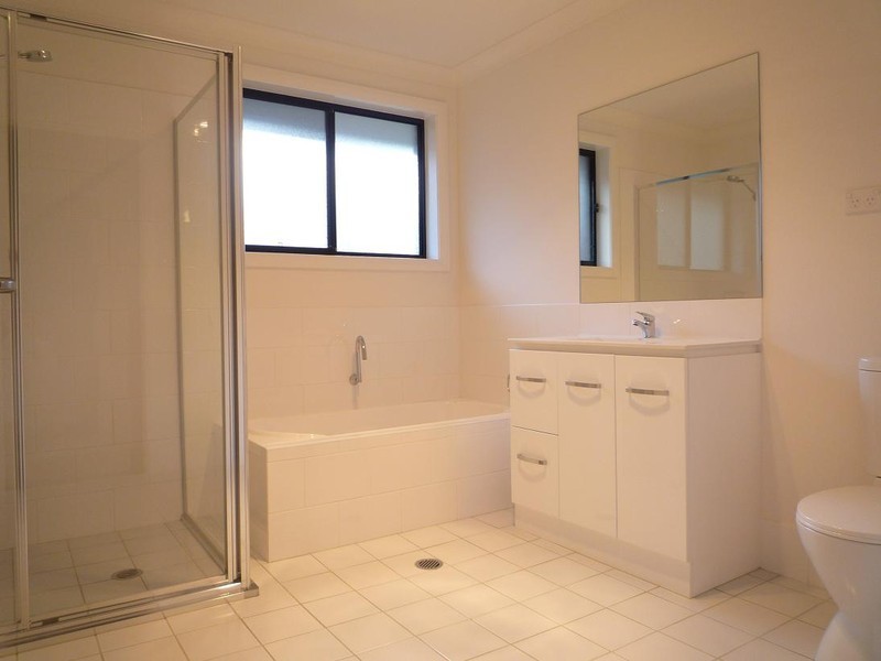 6 Graysynd Circuit, Cameron Park NSW 2285