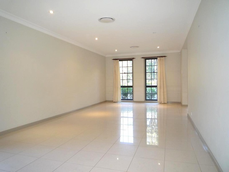 9 Barrington Grove, Thornton NSW 2322