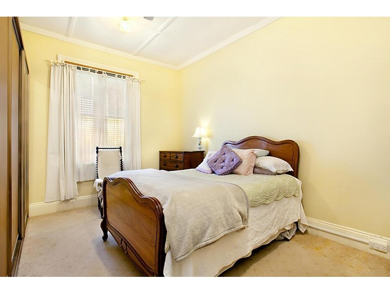 18 Short Street, Lorn NSW 2320