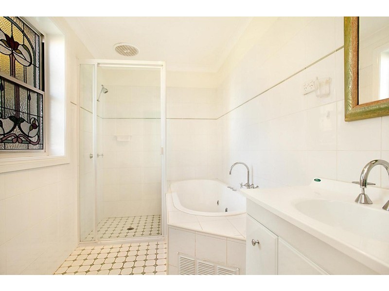 18 Short Street, Lorn NSW 2320