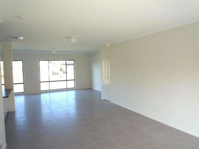 25A Hargreaves Circuit, Metford NSW 2323