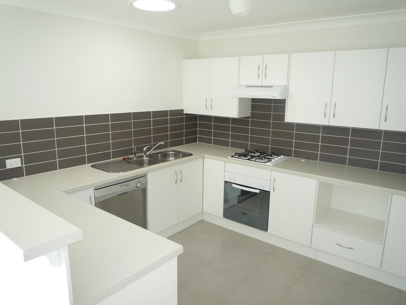 8 Parklands Road, Largs NSW 2320