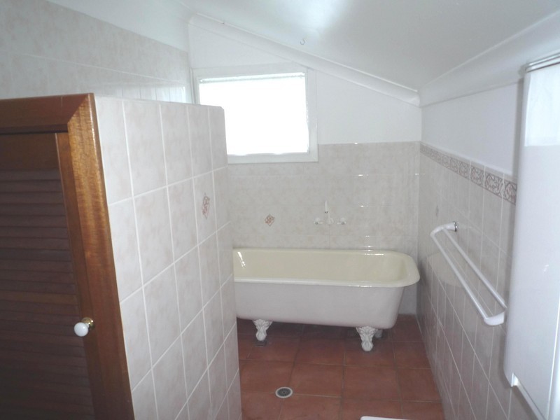 9 Albert Street, Maitland NSW 2320