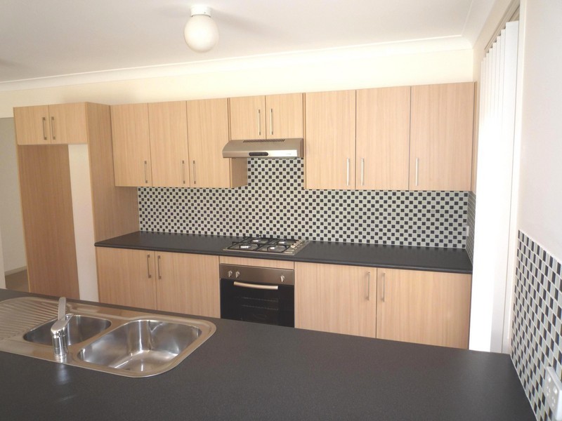 36 Pumphouse Crescent, Rutherford NSW 2320