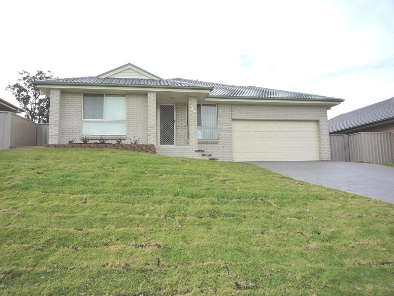 34 Pumphouse Crescent, Rutherford NSW 2320