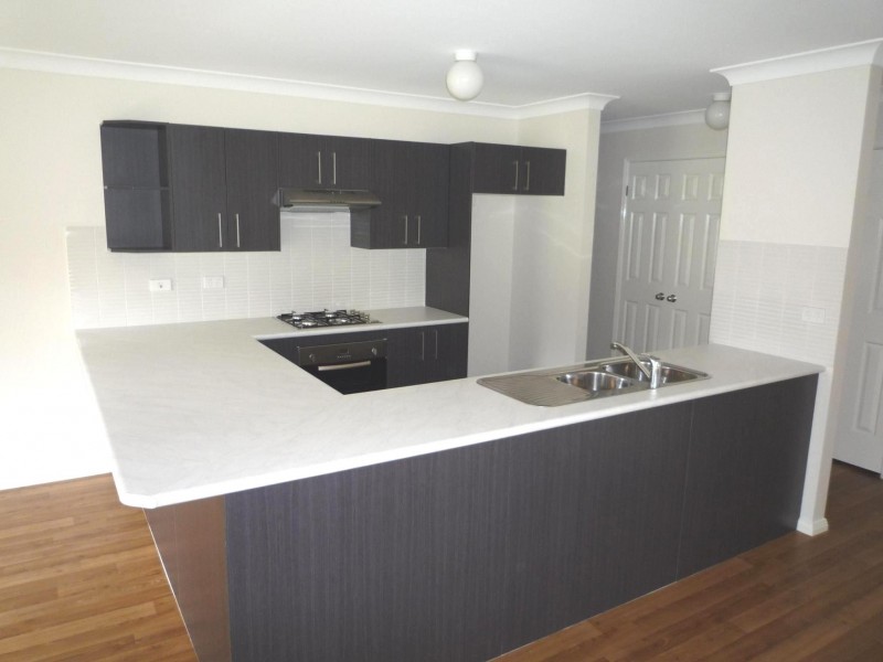 34 Pumphouse Crescent, Rutherford NSW 2320